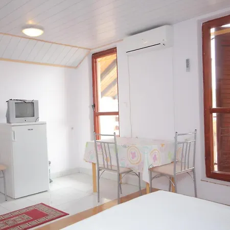 By The Sea Sali, Dugi Otok - 8193 Apartment Sali